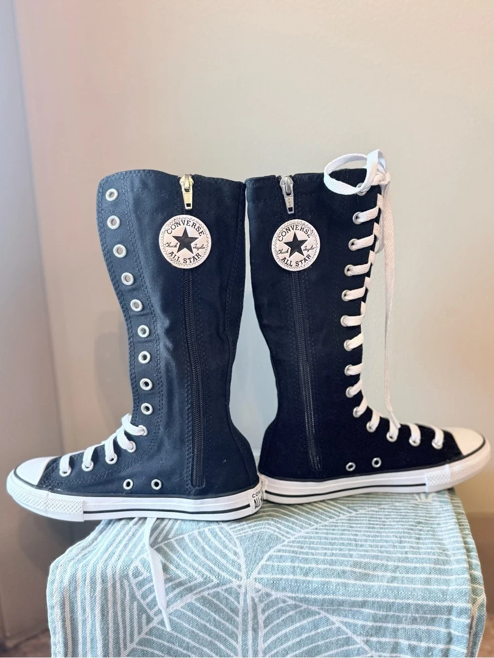 Converse Chuck Taylor All Star Knee High Shoes Youth 1 Black NWOT